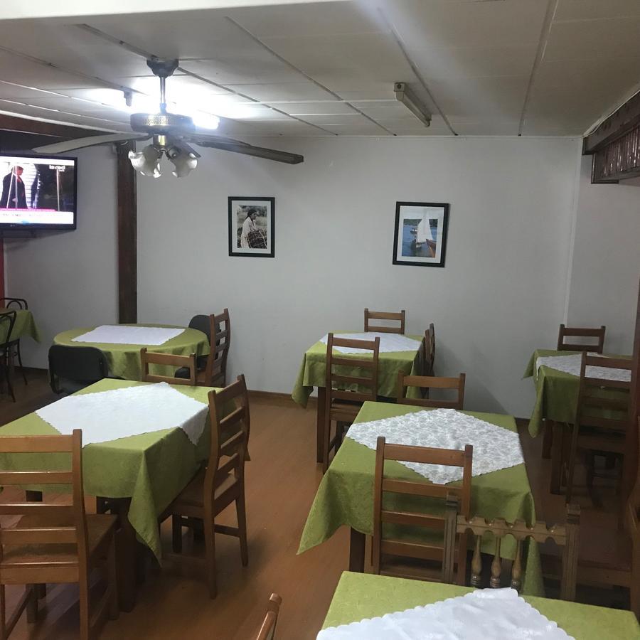 Hostal Central Castro Ngoại thất bức ảnh